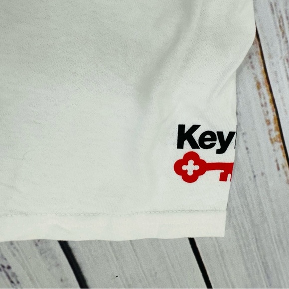 Colorado Avalanche Signed XL T Shirt #83 Matthew Nieto #37 J.T. Compher & Bernie - Picture 10 of 15